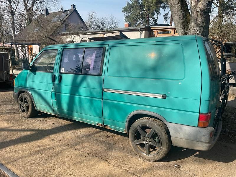 Gebraucht VW Transporter 115 PS (84 kW) 1996 Grün Van