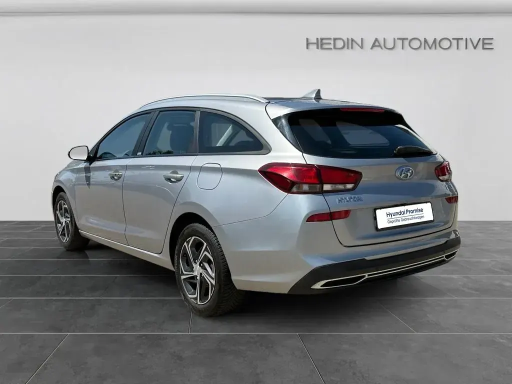 Gebraucht Hyundai i30 Trend 116 PS (85 kW) 2022 Silber Kombi