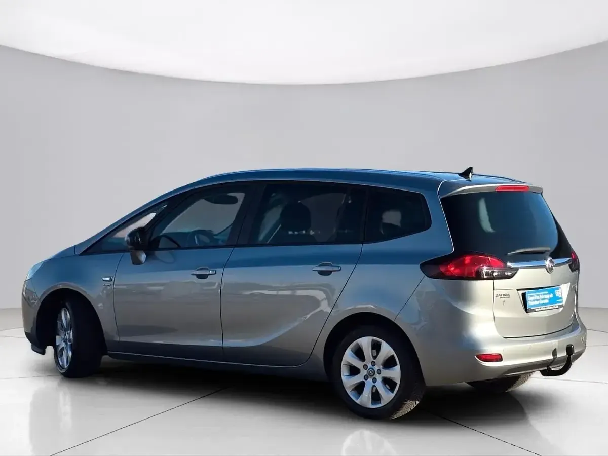 Gebraucht Opel Zafira Active 140 PS (102 kW) 2013 Silber Van / Kleinbus