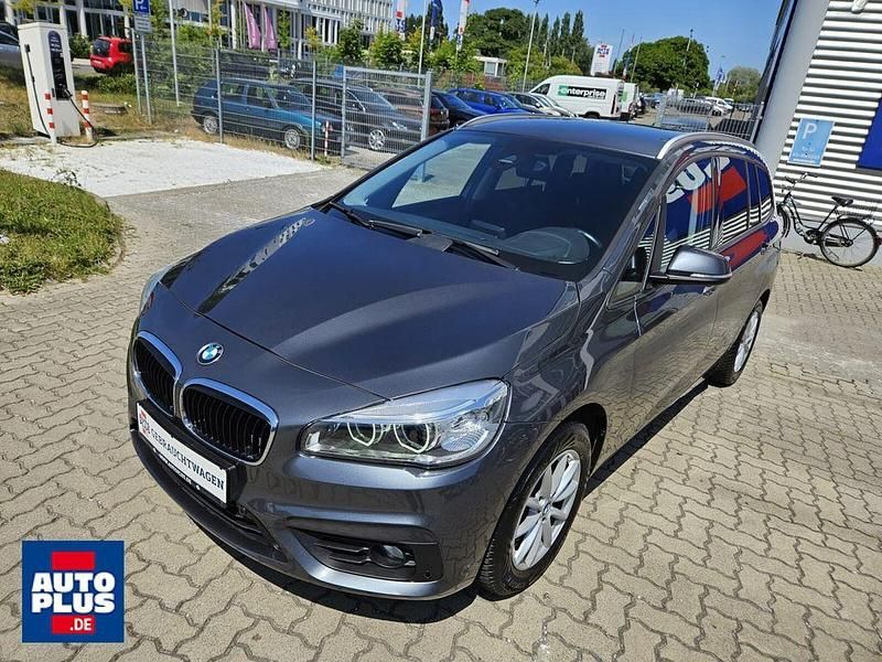 Grau Gebraucht 2015 BMW 218 Gran Tourer Advantage Van / Kleinbus | 13.399 € (Etwas zu teuer) - Bild 1/4