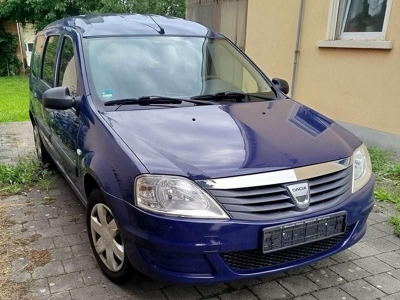 Blau Gebraucht 2009 Dacia Logan MCV Kombi | 2.100 € (Fairer Preis) - Bild 1/4