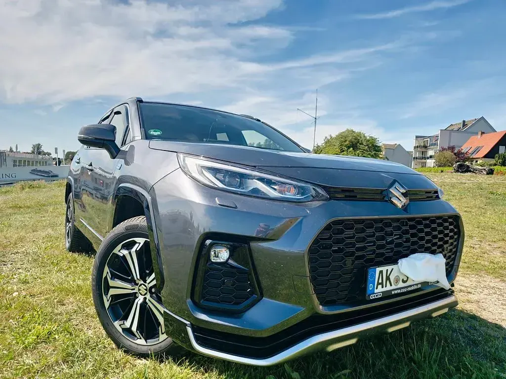 Gebraucht Suzuki Across 313 PS (230 kW) 2023 Braun SUV