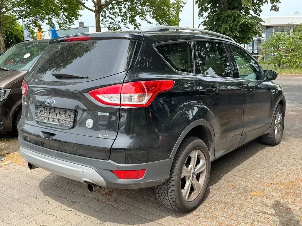 Gebraucht Ford Kuga 150 PS (110 kW) 2014 Schwarz SUV