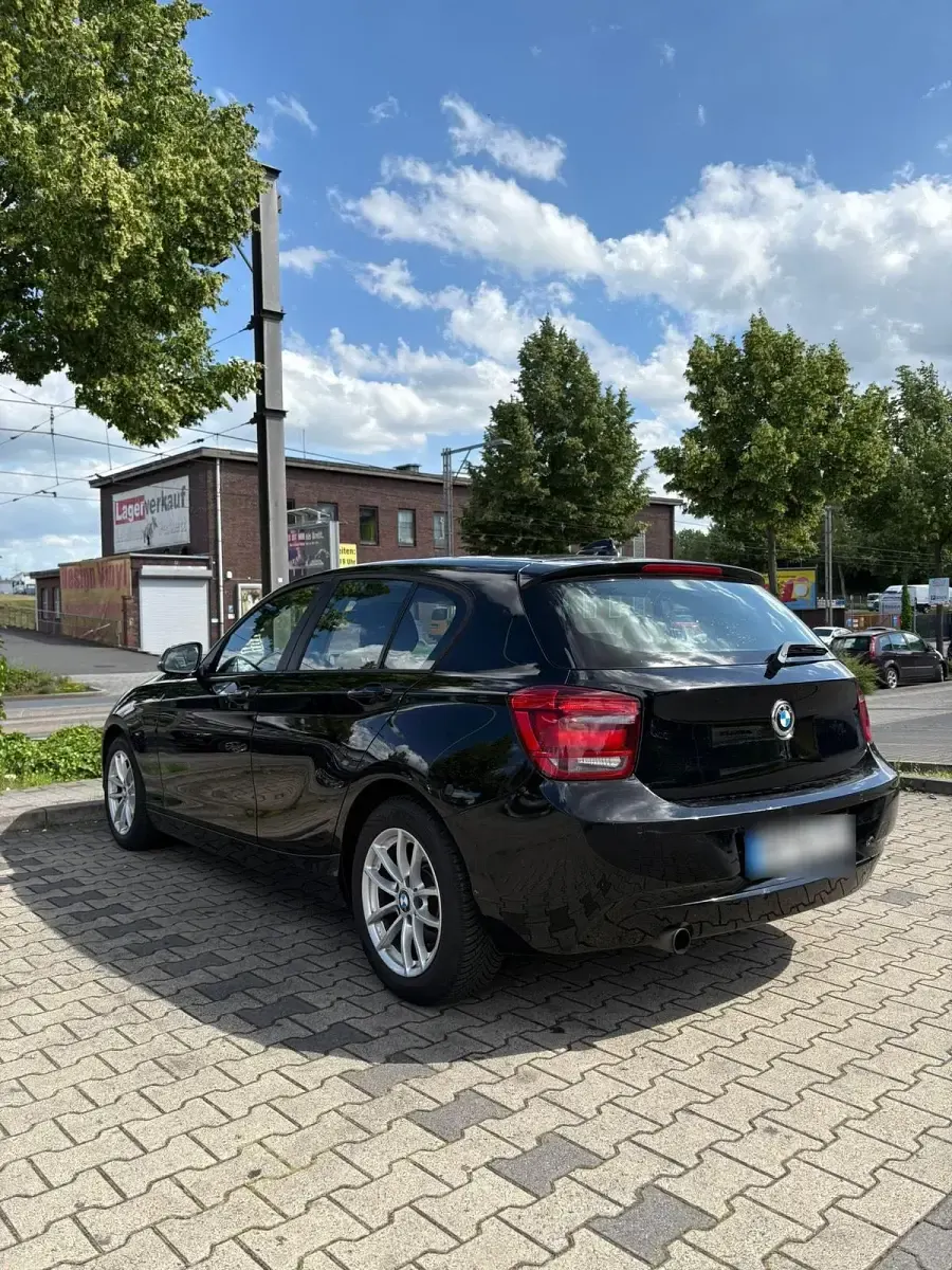 Gebraucht BMW 116 136 PS (100 kW) 2013 Schwarz Kleinwagen