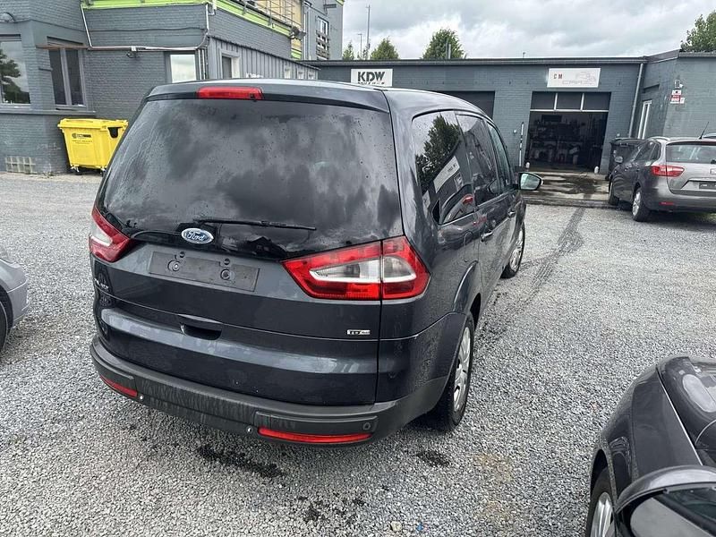 Second-hand Ford Galaxy Select 116 CP (85 kW) 2008 Gri Monovolum