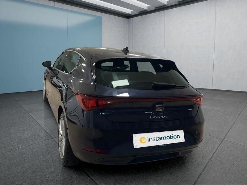Gebraucht Seat Leon 150 PS (110 kW) 2022 Blau Kleinwagen