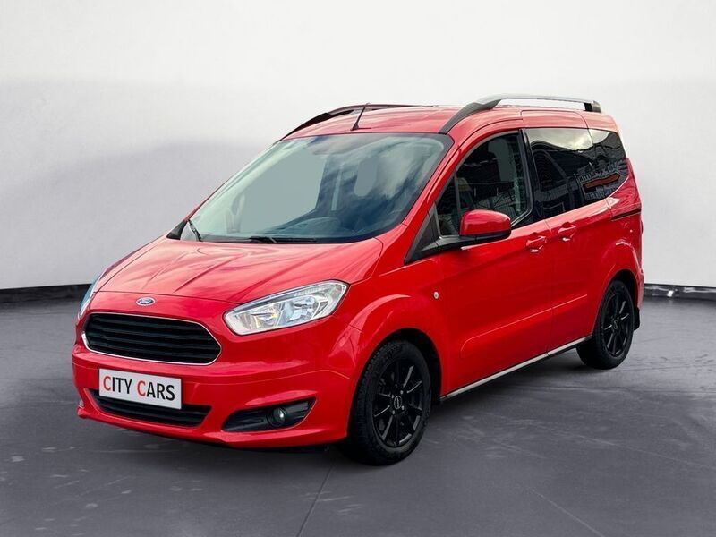 Rot Gebraucht 2016 Ford Tourneo Courier Titanium Van / Kleinbus | 7.250 € (Fairer Preis) - Bild 1/4
