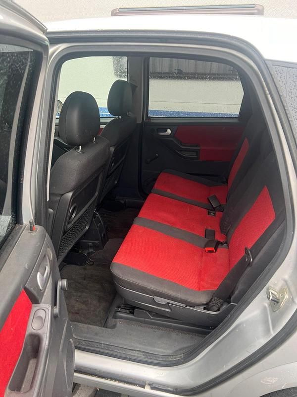 Second-hand Opel Meriva 105 CP (77 kW) 2004 Gri Monovolum