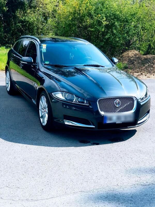 Grau Gebraucht 2015 Jaguar XF Sportbrake Kombi | 14.740 € (Fairer Preis) - Bild 1/4