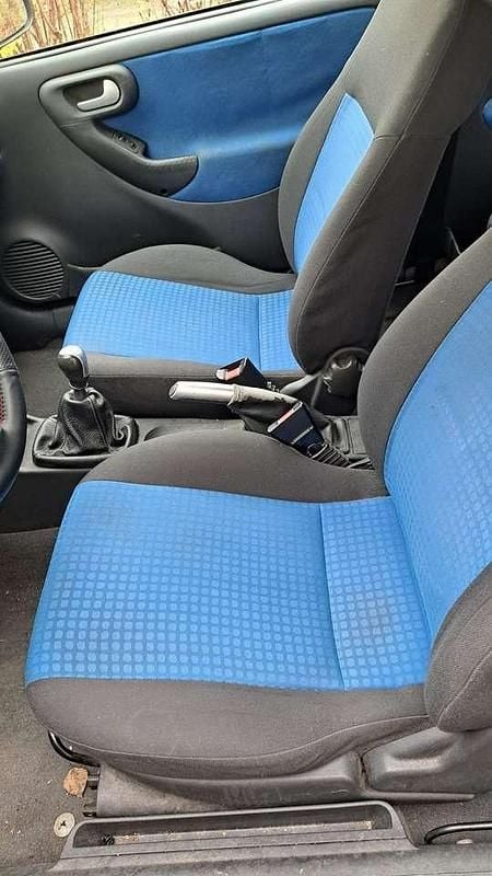 Gebraucht 2003 Opel Corsa Cosmo Limousine | 800 € (Superpreis) - Bild 1/4