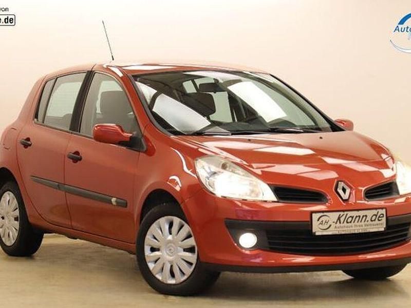 Gebraucht Renault Clio III Initiale 111 PS (81 kW) 2006 Rot Limousine