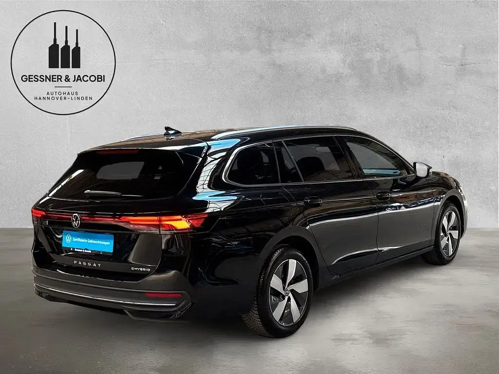 Gebraucht VW Passat Business 150 PS (110 kW) 2025 Schwarz Kombi