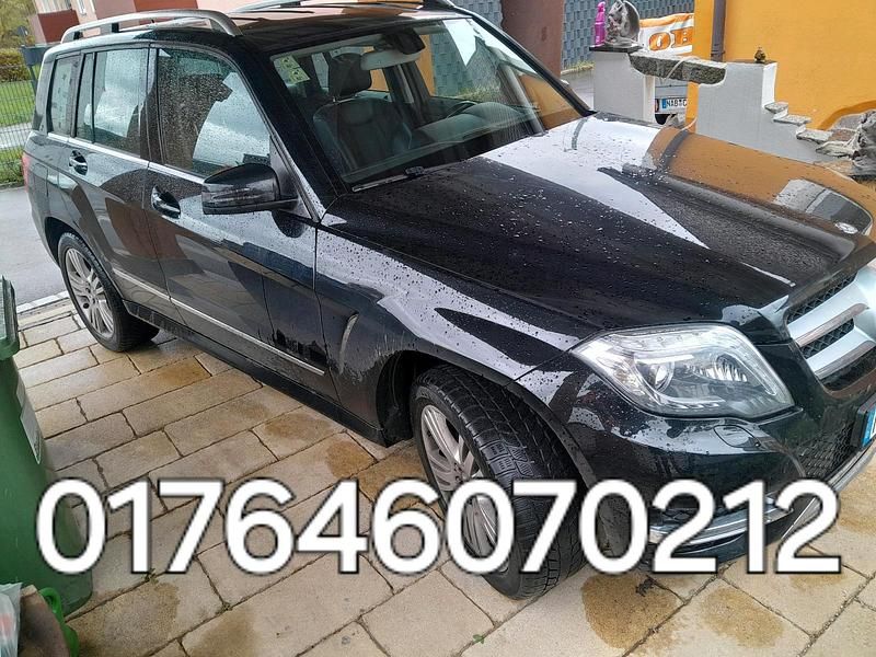 Schwarz Gebraucht 2013 Mercedes GLK220 SUV | 17.800 € - Bild 1/4