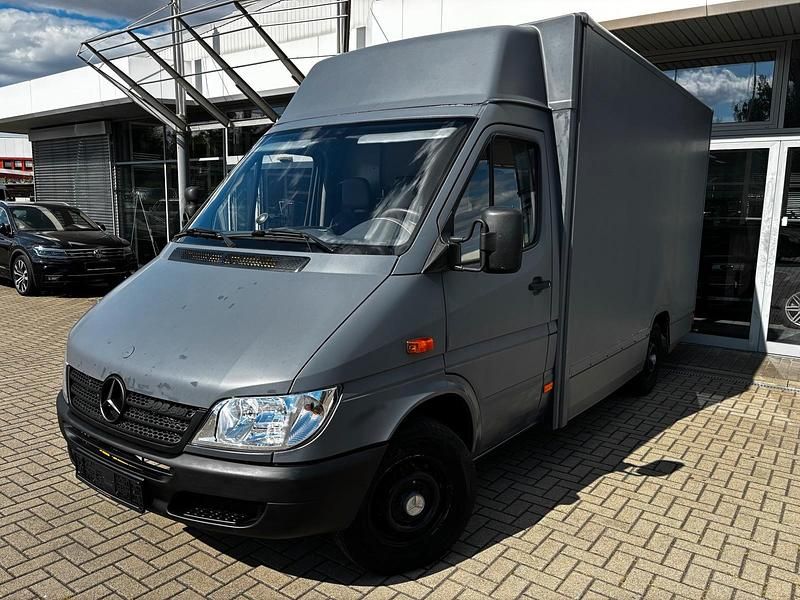 Grau Gebraucht 2003 Mercedes Sprinter Van | 7.990 € (Guter Preis) - Bild 1/4