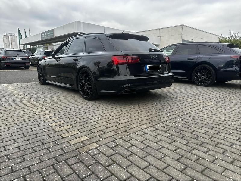Schwarz Gebraucht 2016 Audi A6 Black Edition Kombi | 34.900 € - Bild 1/4