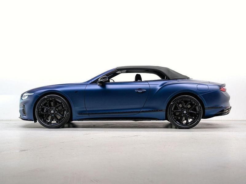 Neu Bentley Continental 680 PS (500 kW) 2026 Cabrio