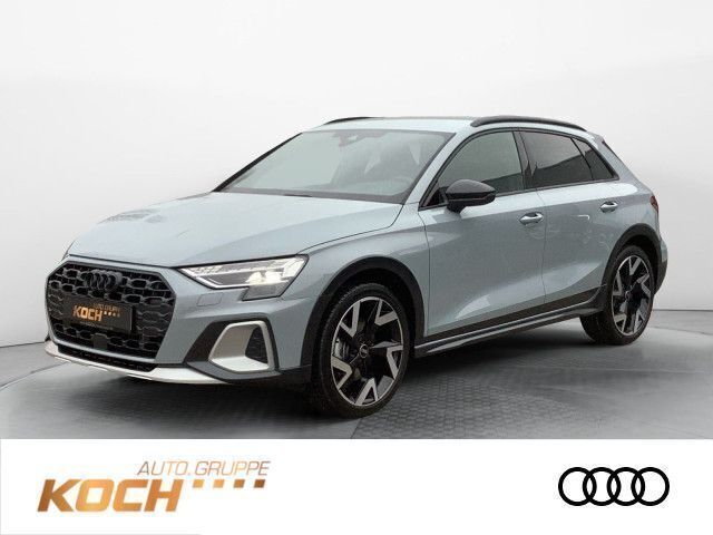 Grau Neu 2025 Audi A3 Sport Limousine | 46.490 € (Teuer) - Bild 1/4