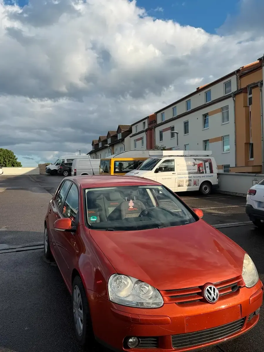 Gebraucht VW Golf IV Highline 80 PS (58 kW) 2006 Orange Limousine