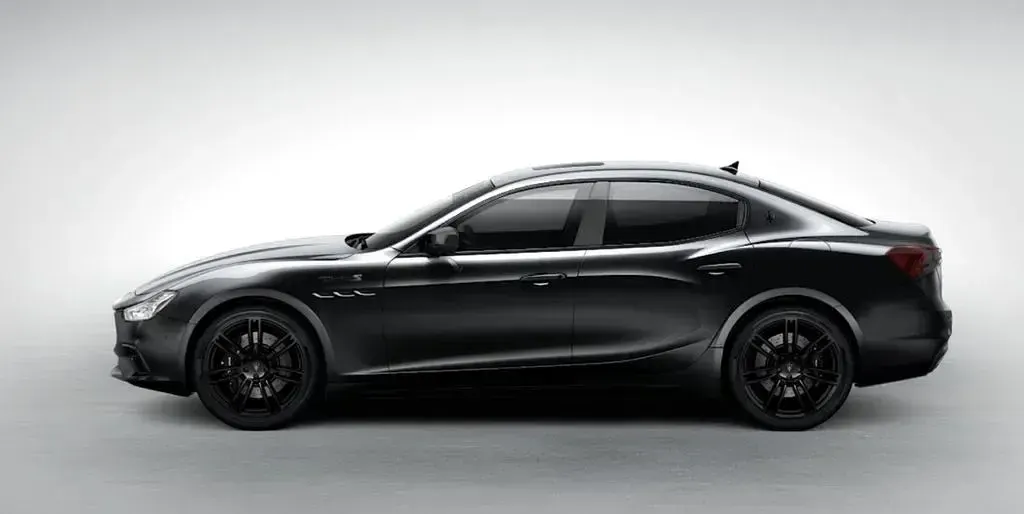 Gebraucht Maserati Ghibli 430 PS (316 kW) 2022 Schwarz Limousine