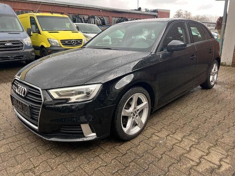 Gebraucht Audi A3 Sport 150 PS (110 kW) 2017 Schwarz Limousine