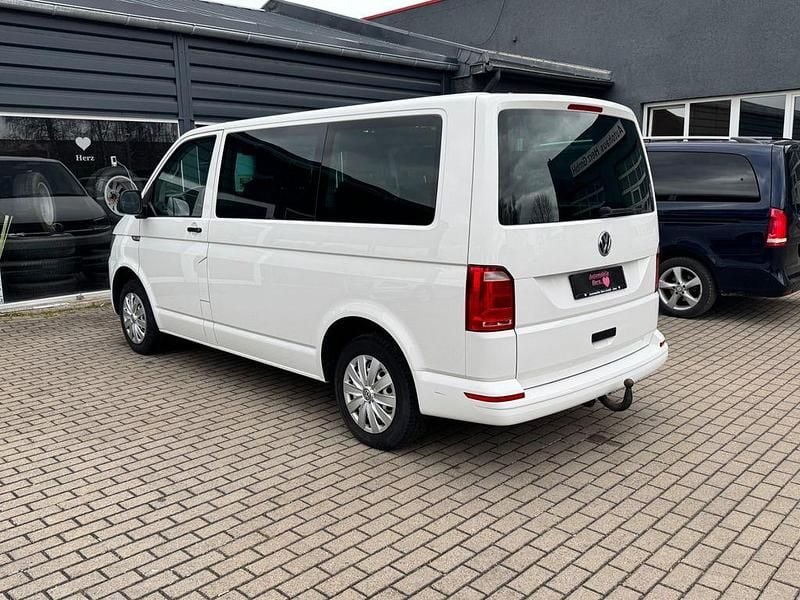 Second-hand VW T6 150 CP (110 kW) 2018 Alb Van