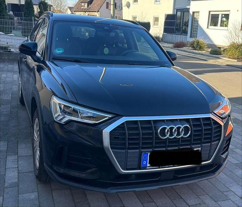 Schwarz Gebraucht 2020 Audi Q3 SUV | 22.000 € (Superpreis) - Bild 1/4