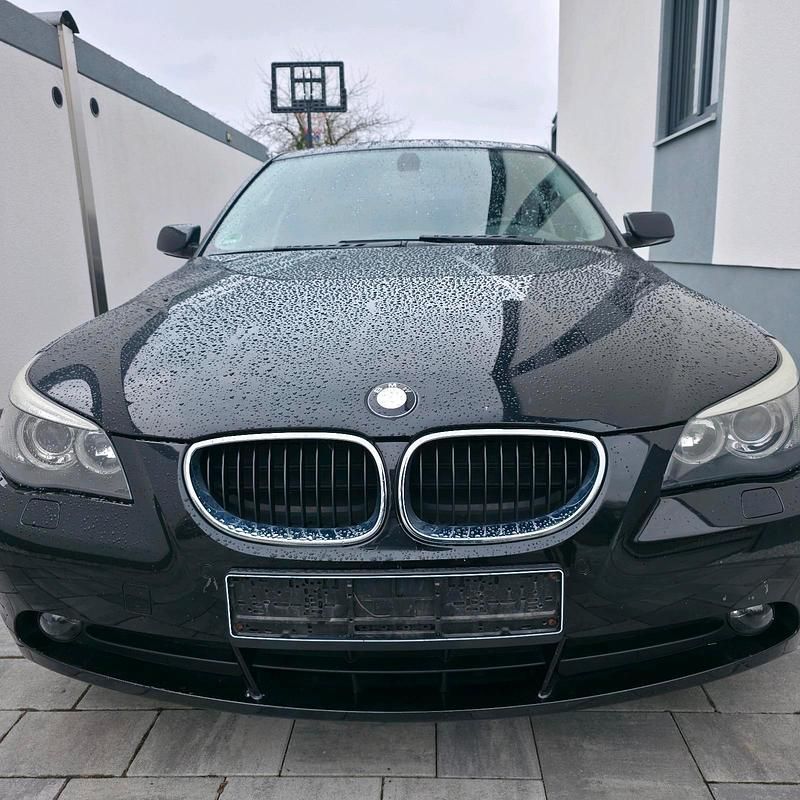 Gebraucht BMW 520 170 PS (125 kW) 2005 Schwarz Limousine