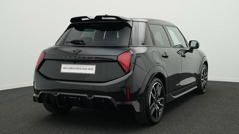 Gebraucht Mini John Cooper Works 204 PS (150 kW) 2024 Schwarz Kleinwagen