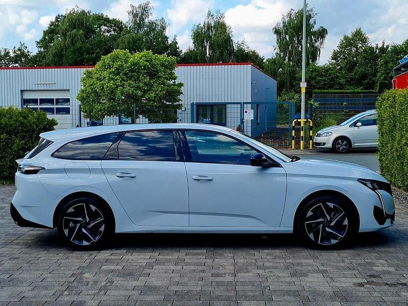 Gebraucht Peugeot 308 SW Allure 136 PS (100 kW) 2024 Weiß Kombi