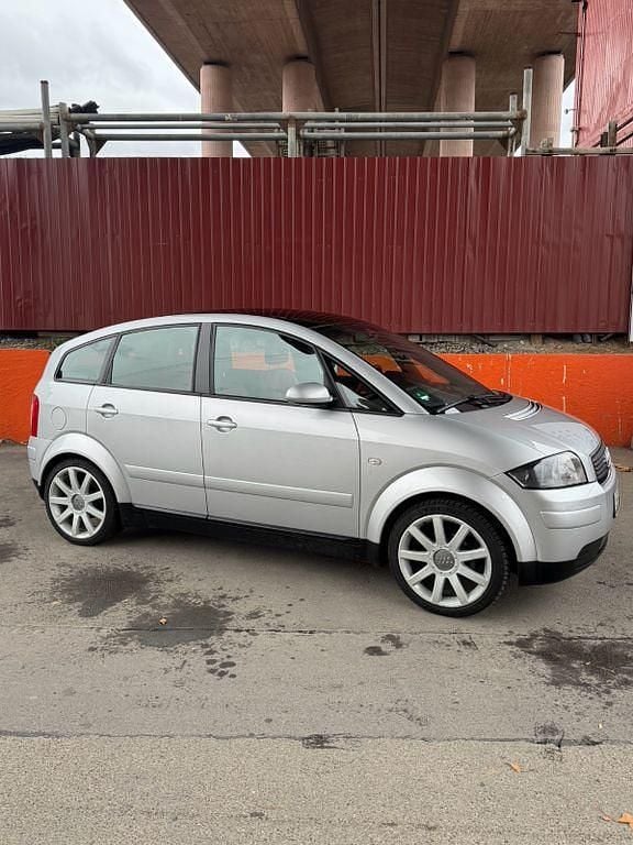 Silber Gebraucht 2005 Audi A2 Sport Kleinwagen | 8.000 € (Teuer) - Bild 1/4