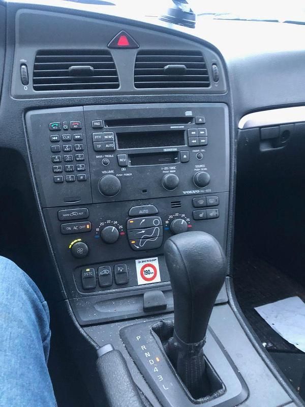 Gebraucht Volvo V70 200 PS (147 kW) 2001 Blau Kombi