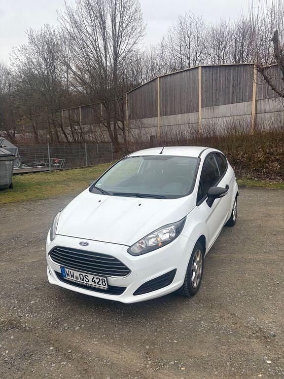 Gebraucht Ford Fiesta Trend 60 PS (44 kW) 2014 Grau Kleinwagen