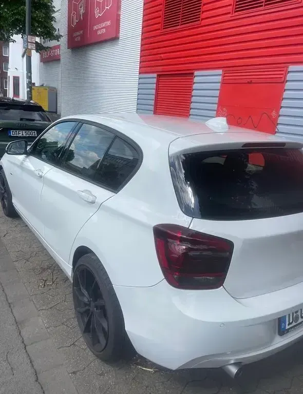 Gebraucht BMW 120 Urban Line 184 PS (135 kW) 2012 Weiß Kleinwagen
