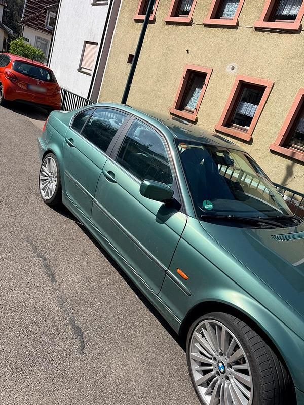 Gebraucht BMW 320 170 PS (125 kW) 1998 Grün Limousine