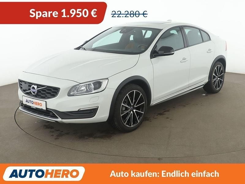 Gebraucht Volvo S60 CC Summum 190 PS (139 kW) 2016 Weiß Limousine