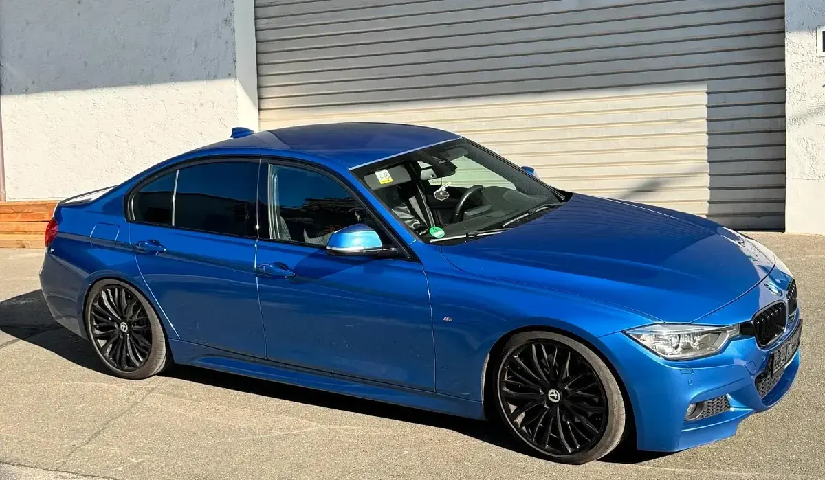 Gebraucht BMW 328 M Sport 245 PS (180 kW) 2015 Blau Limousine