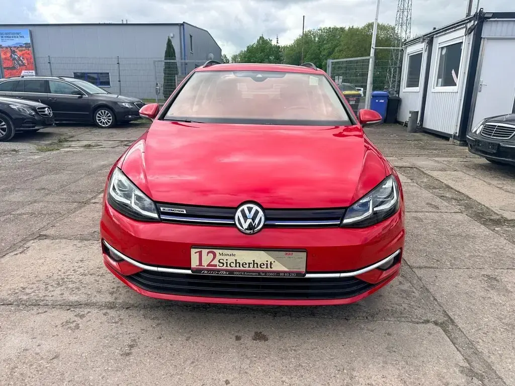Gebraucht VW Golf VII Highline 131 PS (96 kW) 2018 Rot Kombi