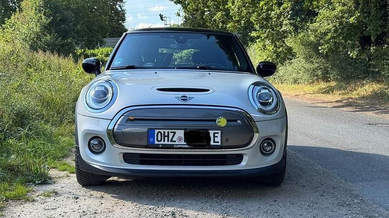 Gebraucht Mini Cooper SE 135 kW (184 PS) 2021 Silber Kleinwagen