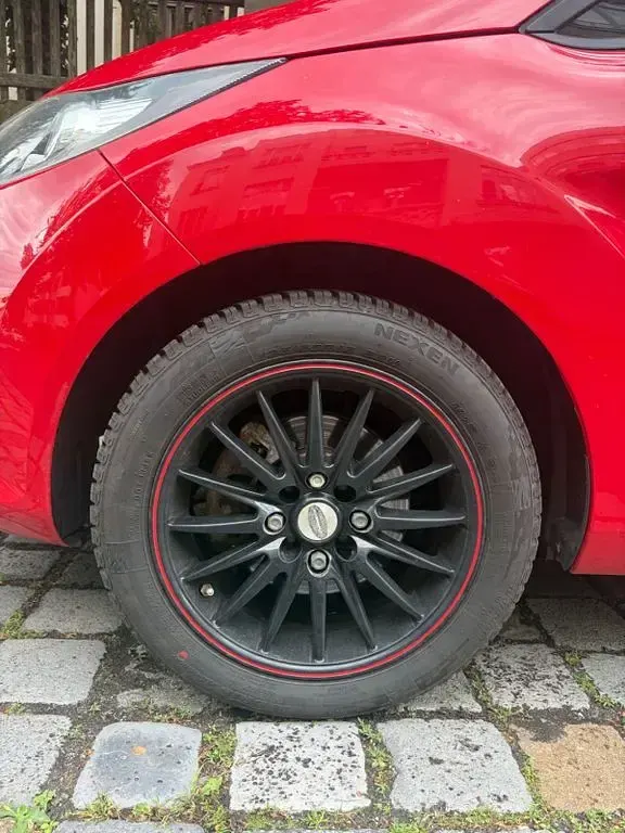 Gebraucht Ford Fiesta Trend 82 PS (60 kW) 2009 Rot Limousine