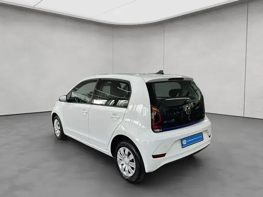 Gebraucht VW e-up! move up! 61 kW (83 PS) 2021 Pure white Kleinwagen