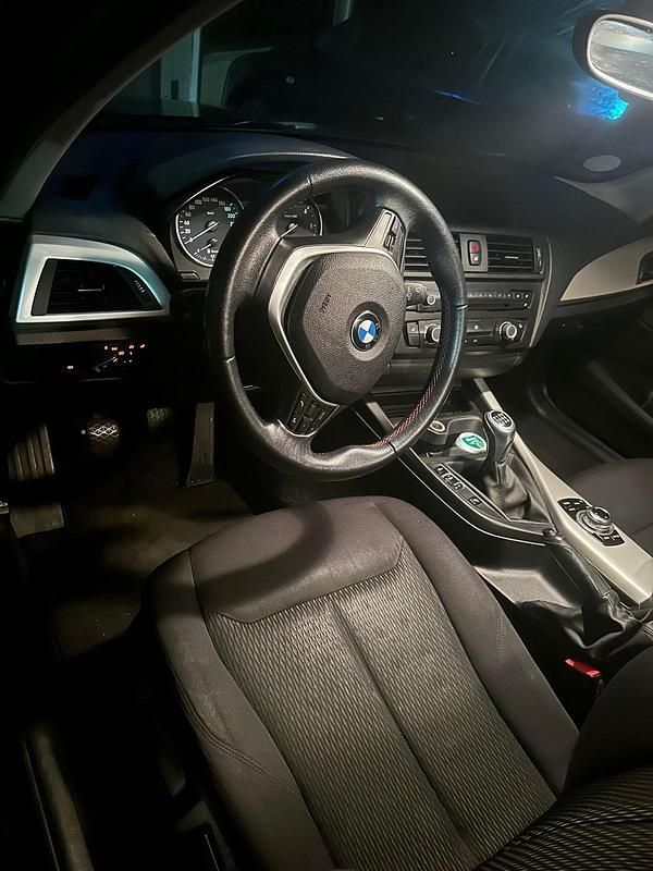 Gebraucht BMW 116 116 PS (85 kW) 2013 Schwarz Kleinwagen