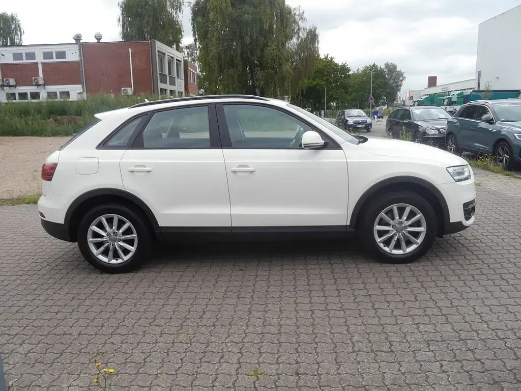 Gebraucht Audi Q3 Sport 140 PS (102 kW) 2013 Weiß SUV