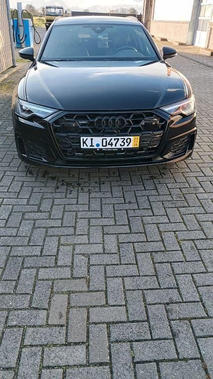 Schwarz Gebraucht 2025 Audi A6 S-Line Kombi | 53.799 € (Fairer Preis) - Bild 1/4