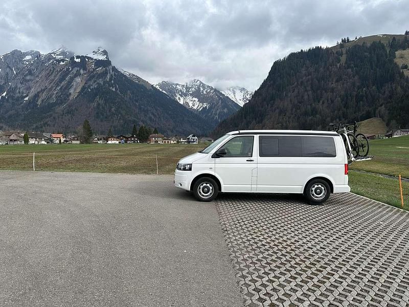Gebraucht VW California Beach 140 PS (102 kW) 2014 Weiß Van