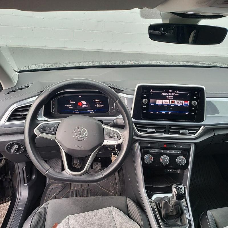 Gebraucht VW T-Roc 110 PS (80 kW) 2023 Schwarz SUV
