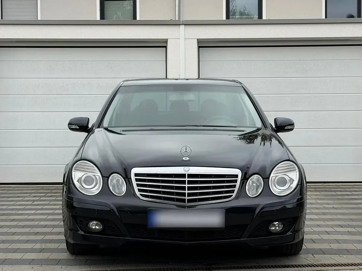 Occasion Mercedes E200 136 ch (100 kW) 2009 Noir Berline
