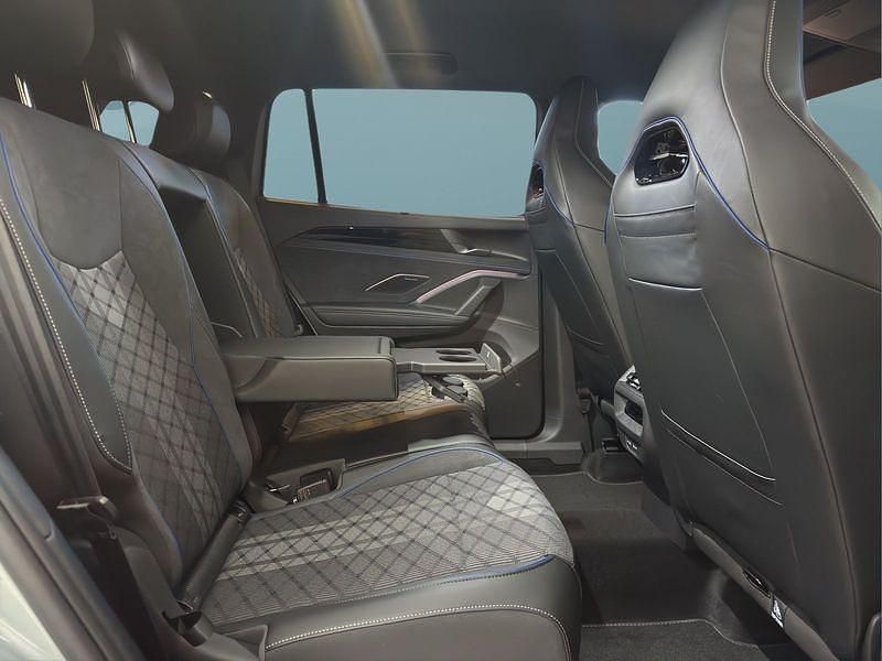 Neu VW Tayron 204 PS (150 kW) 2025 Silber SUV