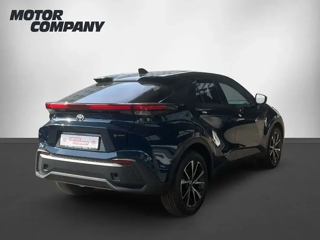 Neu Toyota C-HR Team 152 PS (111 kW) 2025 Blau SUV