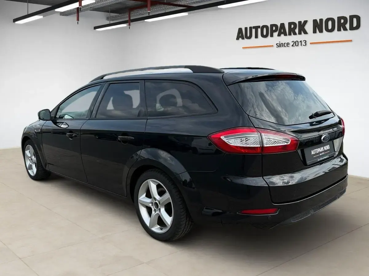Gebraucht Ford Mondeo Trend 116 PS (85 kW) 2012 Schwarz Kombi
