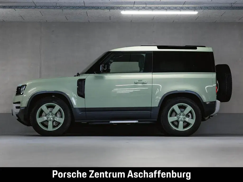 Gebraucht Land Rover Defender 75th Limited Edition 300 PS (220 kW) 2023 Grün SUV